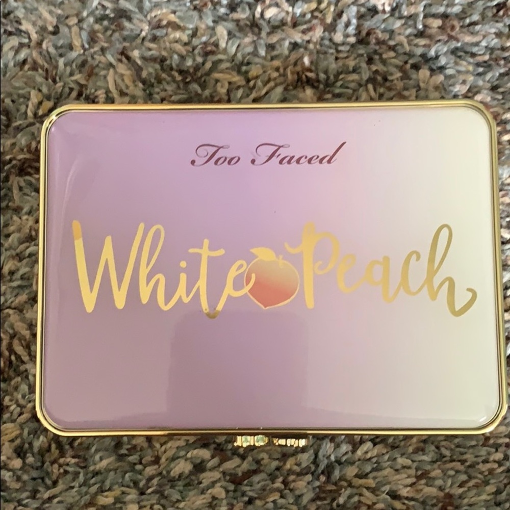 too faced white peach eyeshadow palette